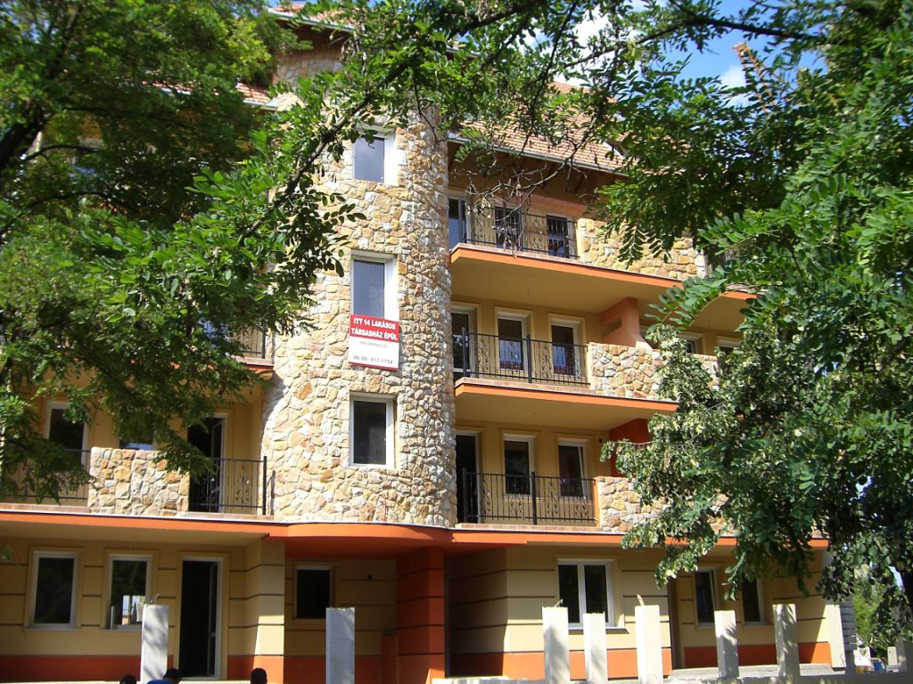 Új albérlet Kucsma utcai társasház III. | Alberlet.hu - 911